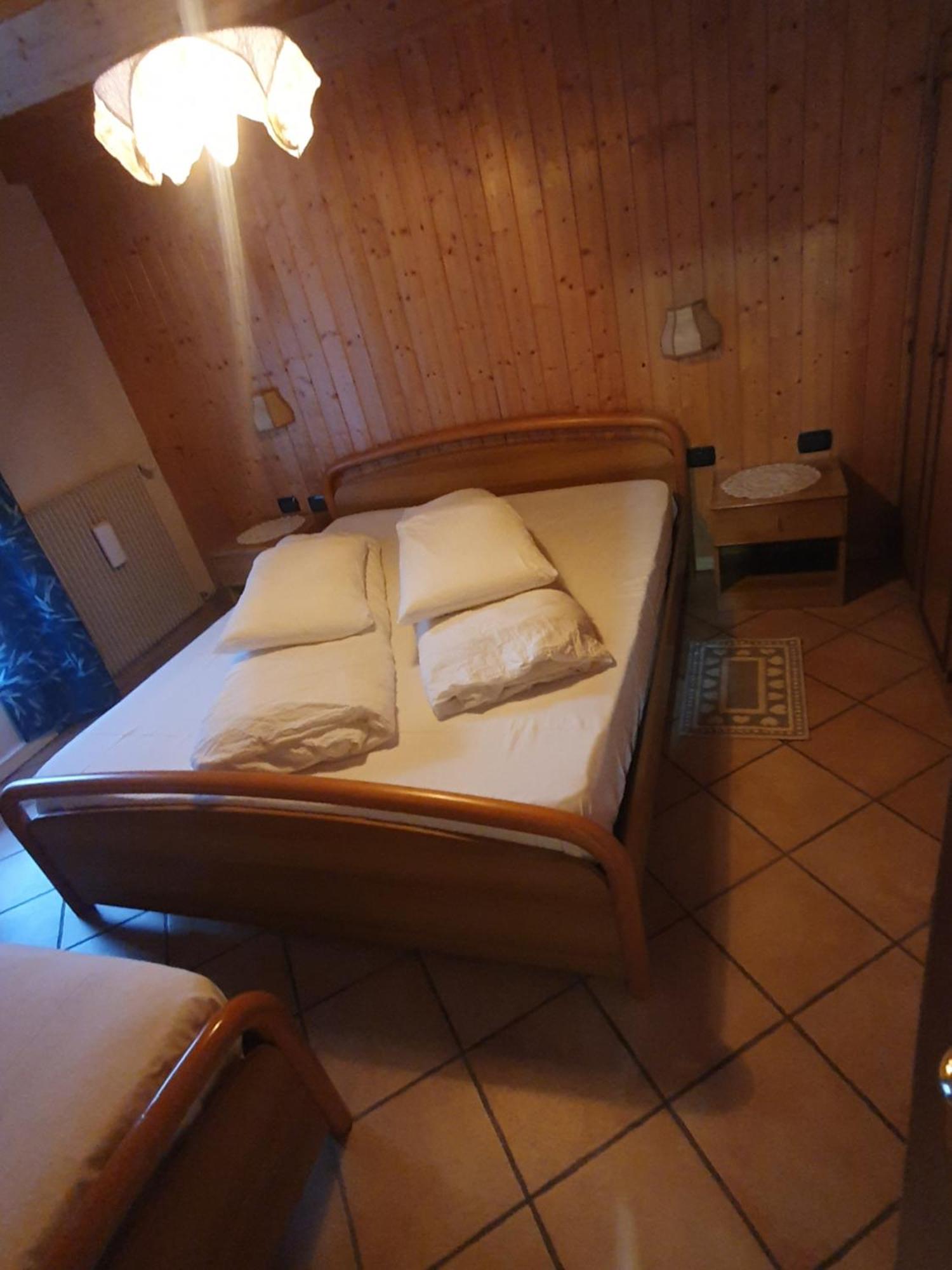 Casa Claudio-Appartamenti In Centro Campitello di Fassa Buitenkant foto