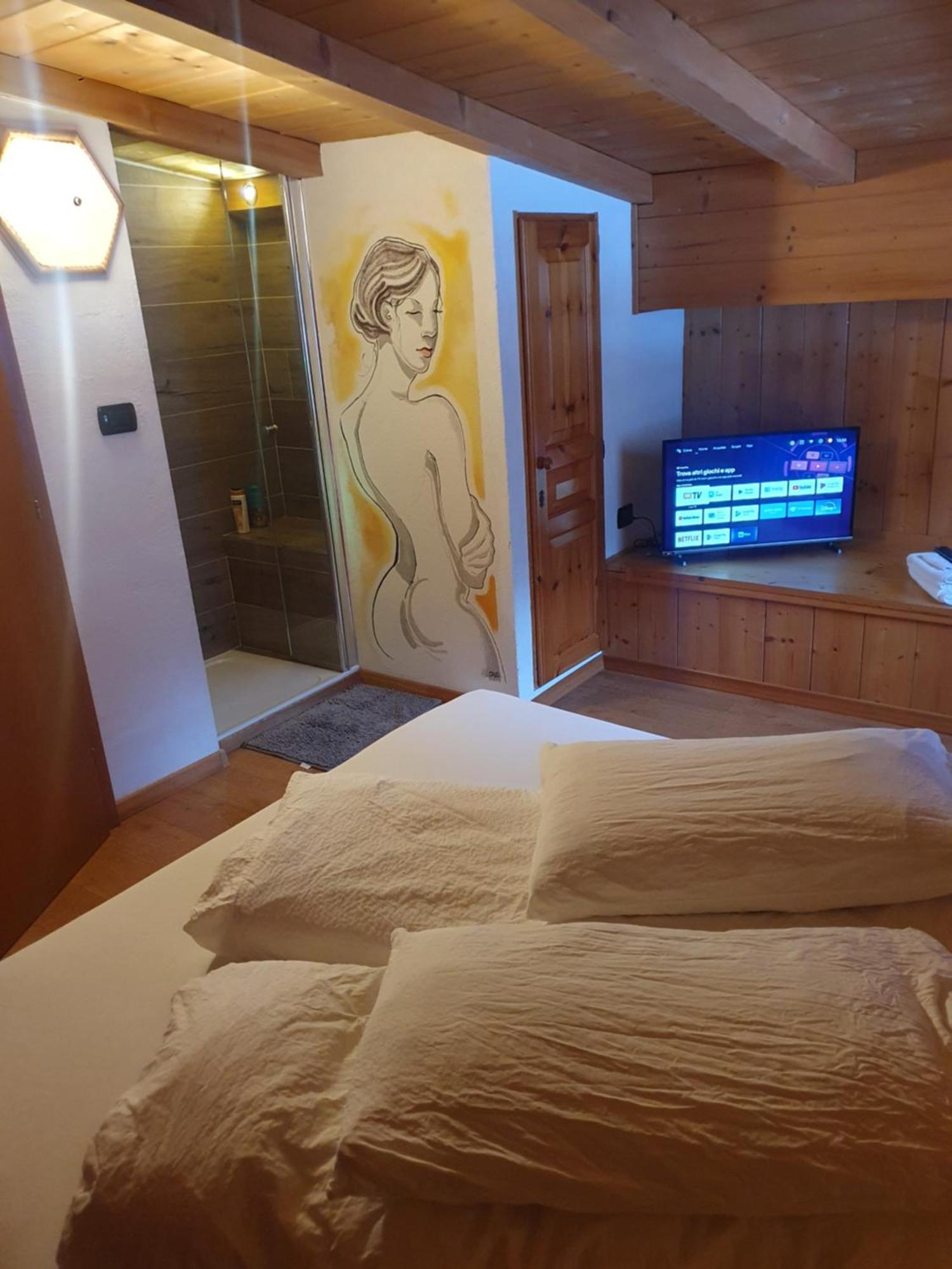 Casa Claudio-Appartamenti In Centro Campitello di Fassa Buitenkant foto